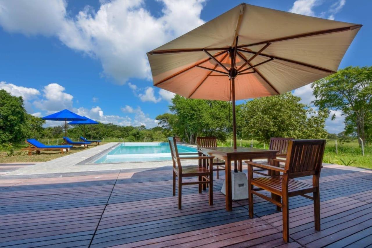 Subaseth Villa Holambra Exterior foto